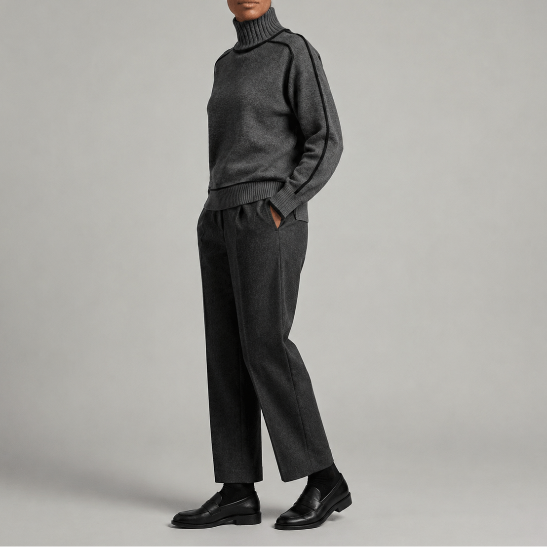 Women's Contrast Trim Turtleneck Jumper