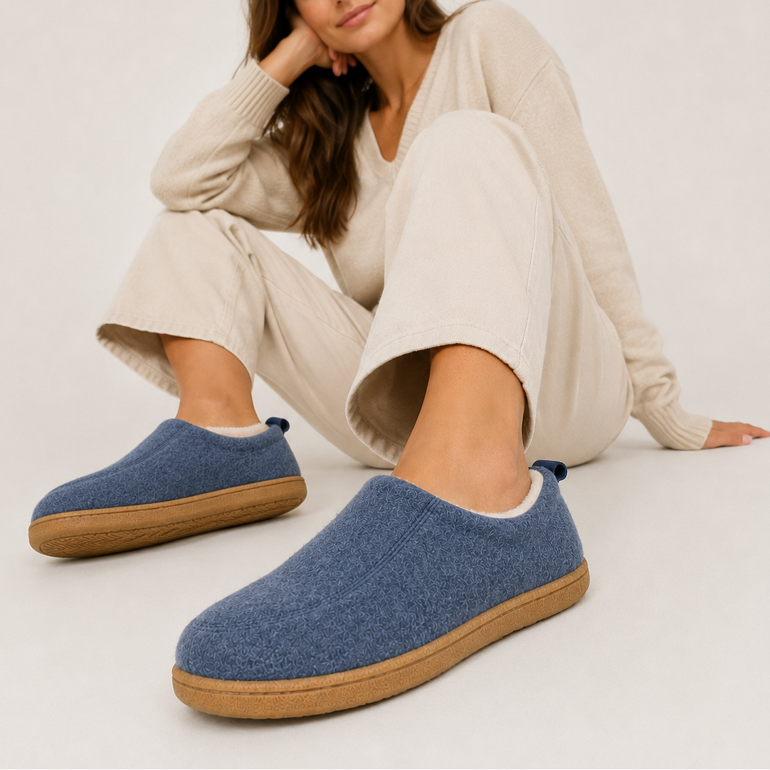 Unisex Fleece-Lined House Slippers